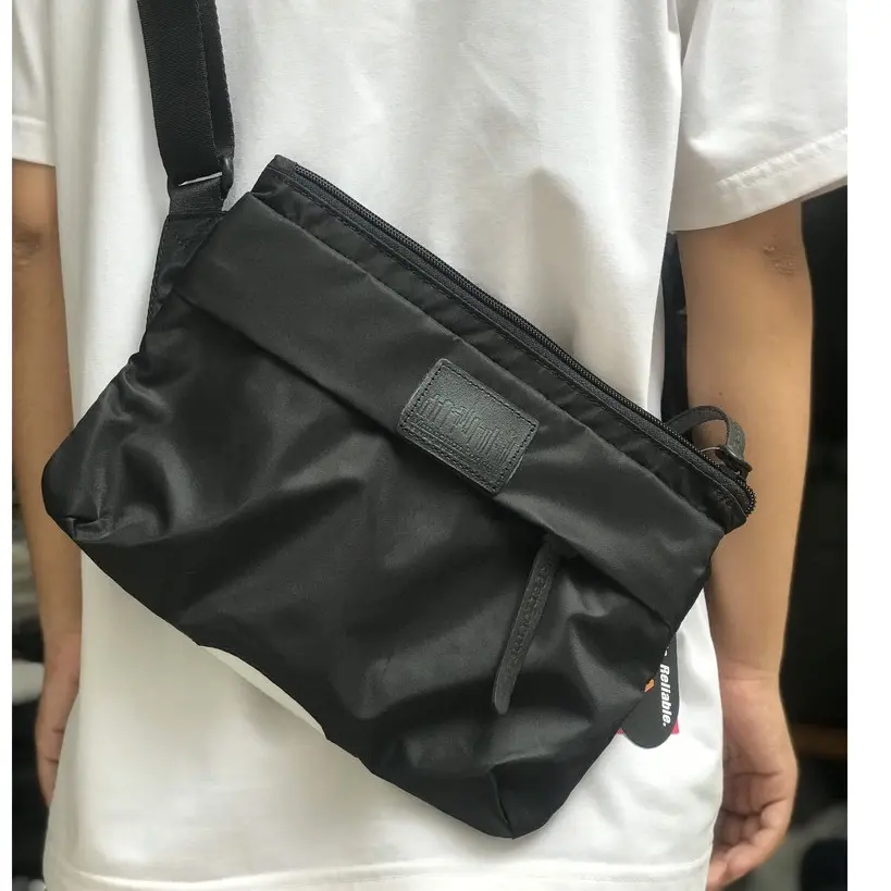 Túi đeo chéo KENSINGTON SHOULDERBAG SIÊU NHẸ
