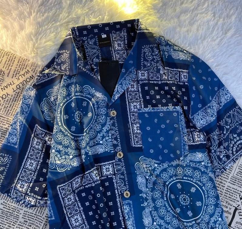 Product Introduction of สินค้าเข้าใหม่...เสื้อเชิ้ต ผู้ชาย ลวดลายเท่ๆ   Clothing ฮาวาย เสื้อเชิ้ตสไตส์เกาหลี เสื้อใส่ท่องเที่ยว เสื้อใส่สบาย เสื้อทรงหลวม เสื้อใส่ได้ทั้งชายและหญิง มี 2 สีให้เลือก เสื้อเชิ้ตเตรียมโดนสาดน้ำสงกานต์ ใส่ได้ทุกเพศทุกวัย พร้อมจัดส่งจ้า... Man 10
