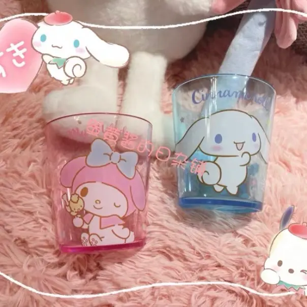 Gelas plastik melody