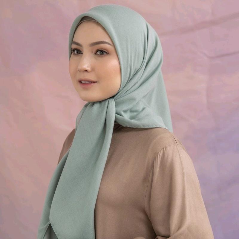 Segiempat bella square polycotton premium Kerudung 9