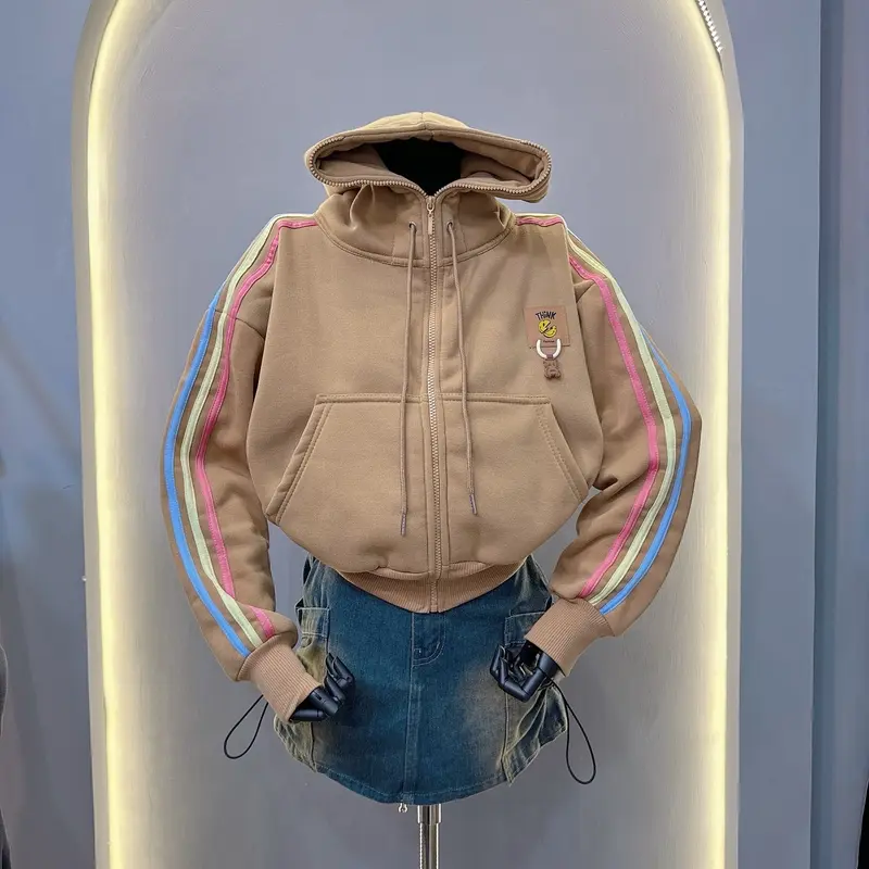 ÁO KHOÁC 3 SỌC THÊU LOGO GẤU 6 TÚI - nón to - dây kéo cao - xỏ ngón tay - size từ 38kg-65kg Nữ Jacket Women Top Nhung thông thường thường 1