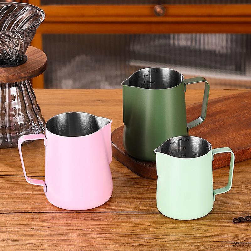 Product Introduction of Japanese style 304 stainless steel latte art jar, colorful latte art cup, milk cup, hand brewed milk foam cup, coffee product set 0