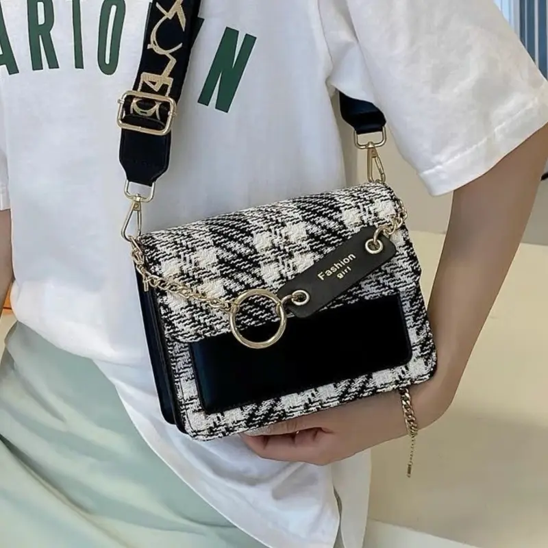 Túi Xách Nữ đeo chéo kẻ caro dây dù bản to DT054 7