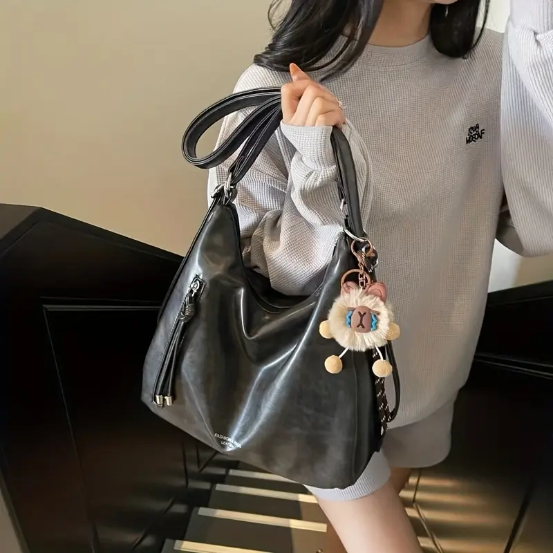 Vintage Large Capacity Shoulder Bag for Women Versatile Crossbody