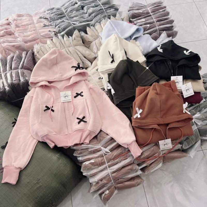 Áo khoác nỉ cho nữ dáng lửng freesize dưới 55kg có mũ hai lớp khóa kéo có nơ