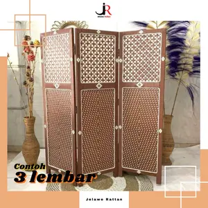 Baca Deskripsi Skatsel Partisi Penyekat Harga Perlembar Pintu Sekat Ruangan Sketsel Rotan Sintetis Kayu Furniture