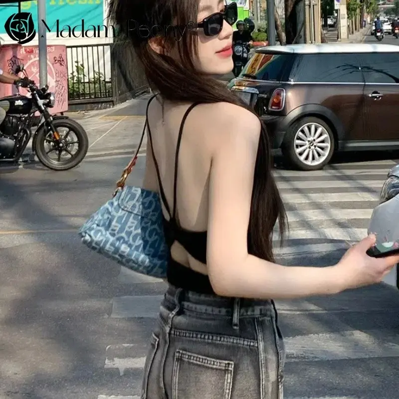 Korean-style Sweet and Spicy Open-back Camisole for Women, with Built-in Pads and Fixed Cups, Versatile for Inner or Outer Wear, Breathable and Comfortable, Stylish and Ideal for Southeast Asian Style.