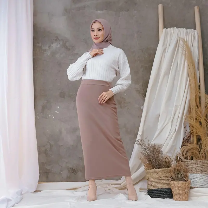 Rok Span Scuba  Wanita Panjang Muslim Dewasa  Bawahan Hitam Katun Casual Basic Shirts & Blouses 6