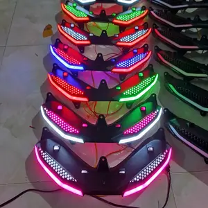 Nguyệt đồ chơi xe máy