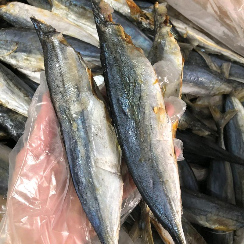 (Rất mặn) 1kg khô cá nục chuối khô dẻo 2 cỡ To và Nhỏ Thức Ăn Food