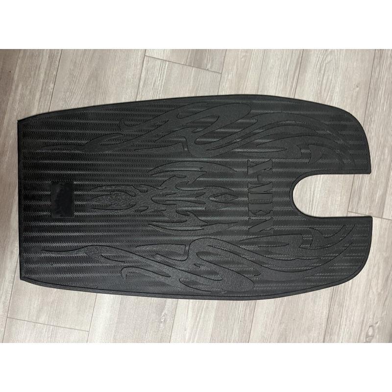 Thảm lót sàn xe điện X men loại cao su siêu êm chân