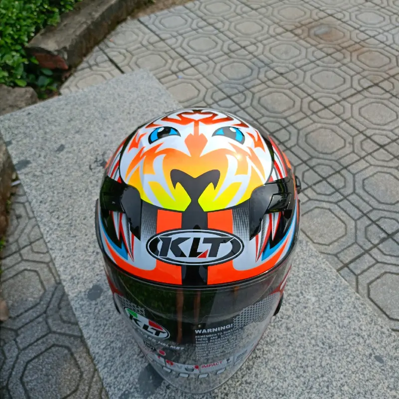 Mũ Bão Hiểm KLT 3/4 2 Kính Tặng kèm tem kyt và khăn trùm dầu ninja 8