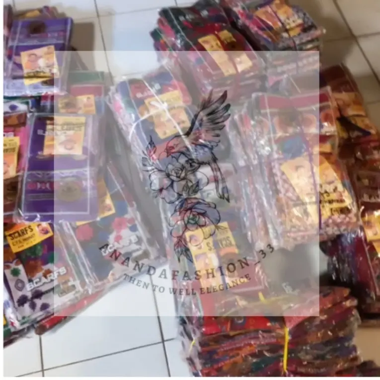 Paket Usaha 12 Pcs Kerudung Segiempat CTS Scarfs Slayer Nenek Jadul Segiempat Kecil Muslim 2