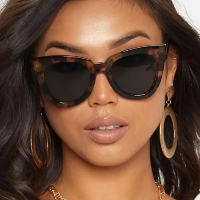 Black Frame Vintage Square Cat Eye Sunglasses Woman Brand Design Gradient Big Size Oversized Sun Glasses Female Retro Oculos