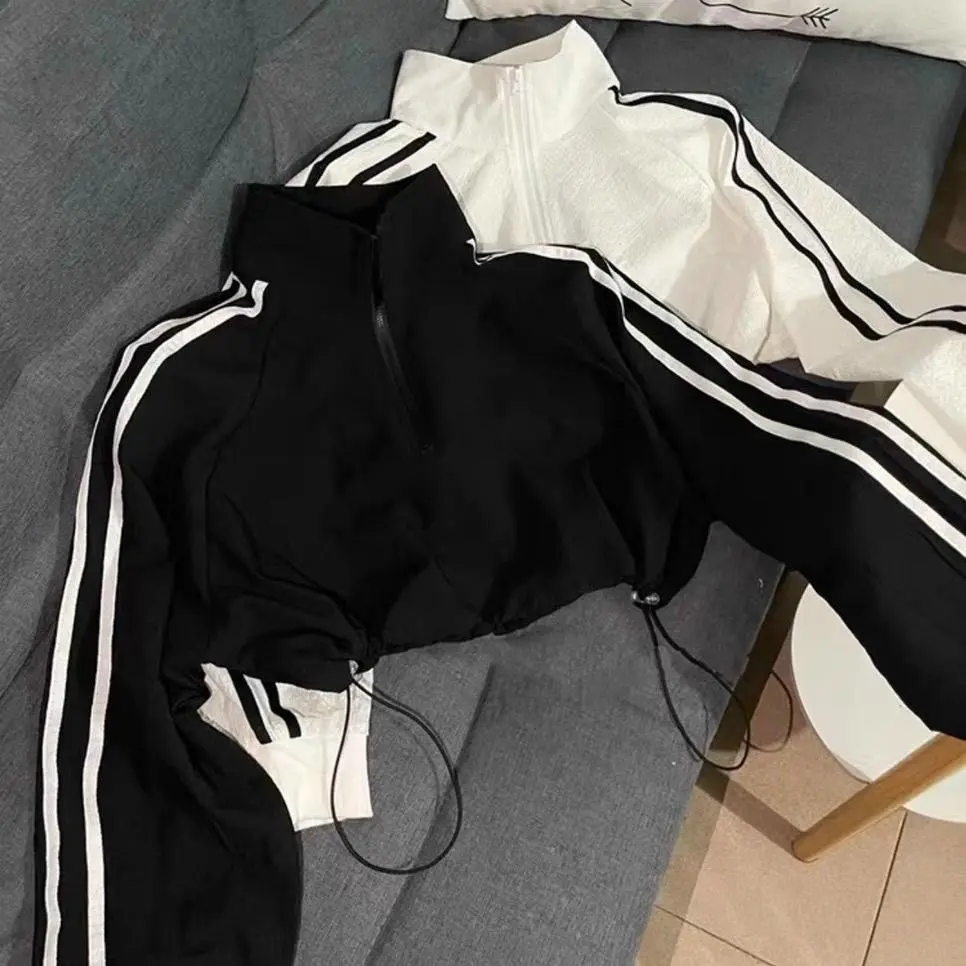 [TIK] Áo khoác gió cao cấp lửng croptop có cổ viền vai hàng bao chất cute-A2105
