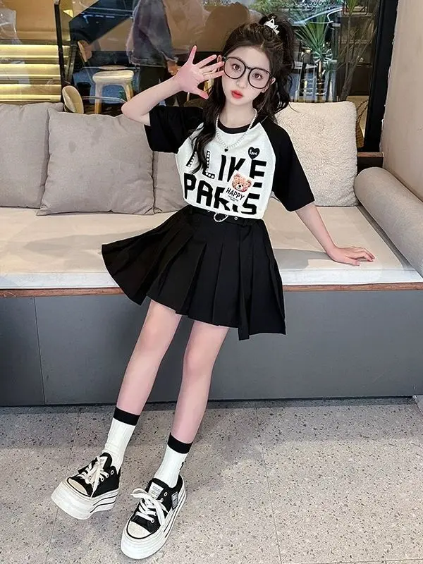 Set bộ áo polo+chân váy kèm quần lót hoạ tiết in hình 5D dễ thương cho bé gái 5-15 tuổi