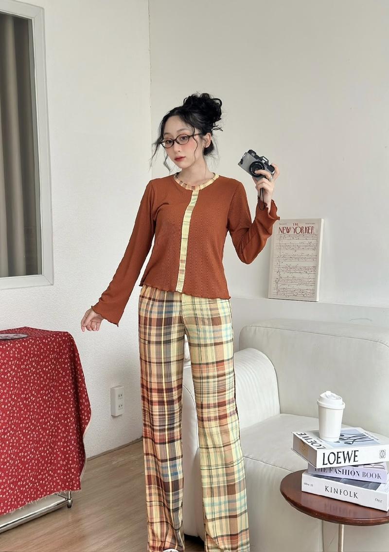 Product Introduction of Set đồ thun gân mặc nhà, áo tay dài quần ống suông co giãn, size 48-68kg, màu sắc đa dạng - Women, Nữ 5