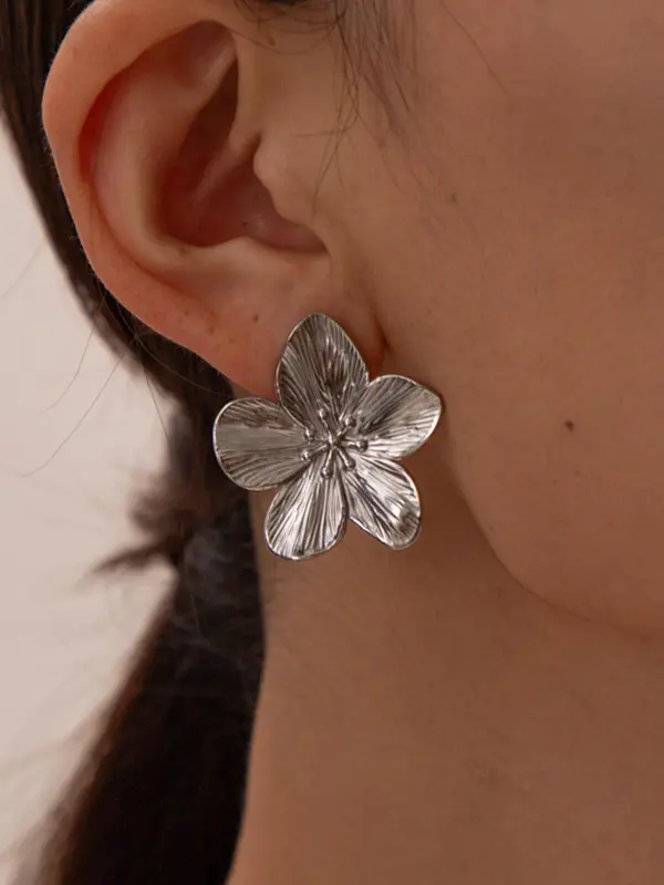 Textured Metal Flower Design Stud Earrings for Women, Prom Jewelry, Luxury Jewelry, 2025 Cute Fashionable Vintage Jewelry for Women for Party, Daily Decor, Trendy All-match & Exquisite Jewelry for Gift, Girls Birthday Gift 4