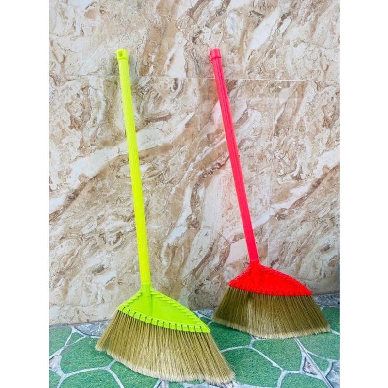 Combo 2 Chổi Nhựa Siêu Bền Đẹp Chất Liệu Cước Dập Sợi Siêu Mảnh Không Thấm Nước Quét Nhà,Sân, Vườn Tiện Lợi Gia Dụng Yến Nhi 01 Đa Năng