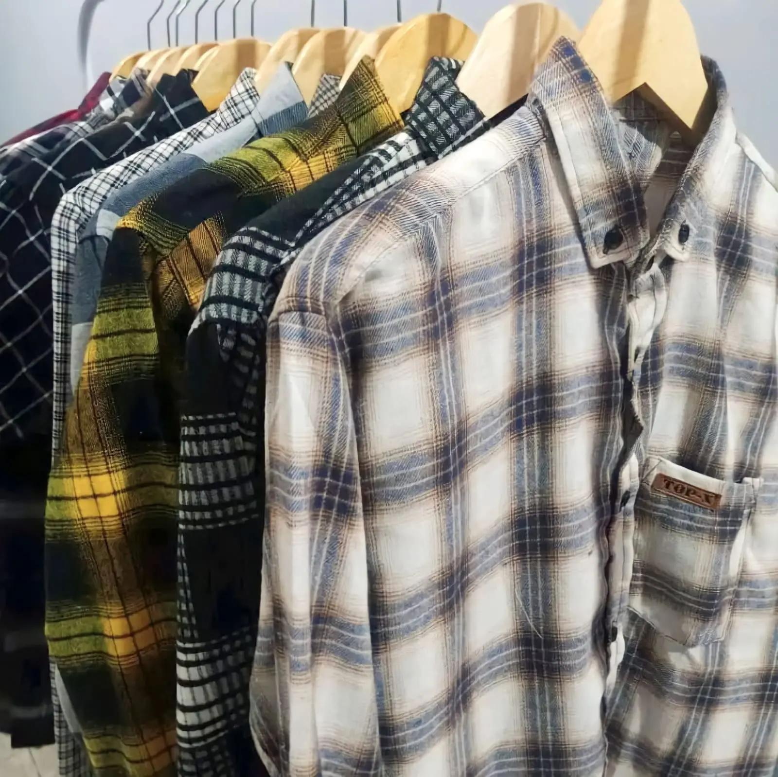 Terlaris Kemeja flanel lengan panjang pria wanita remaja motif bestseller Atasan baju kemeja flanel