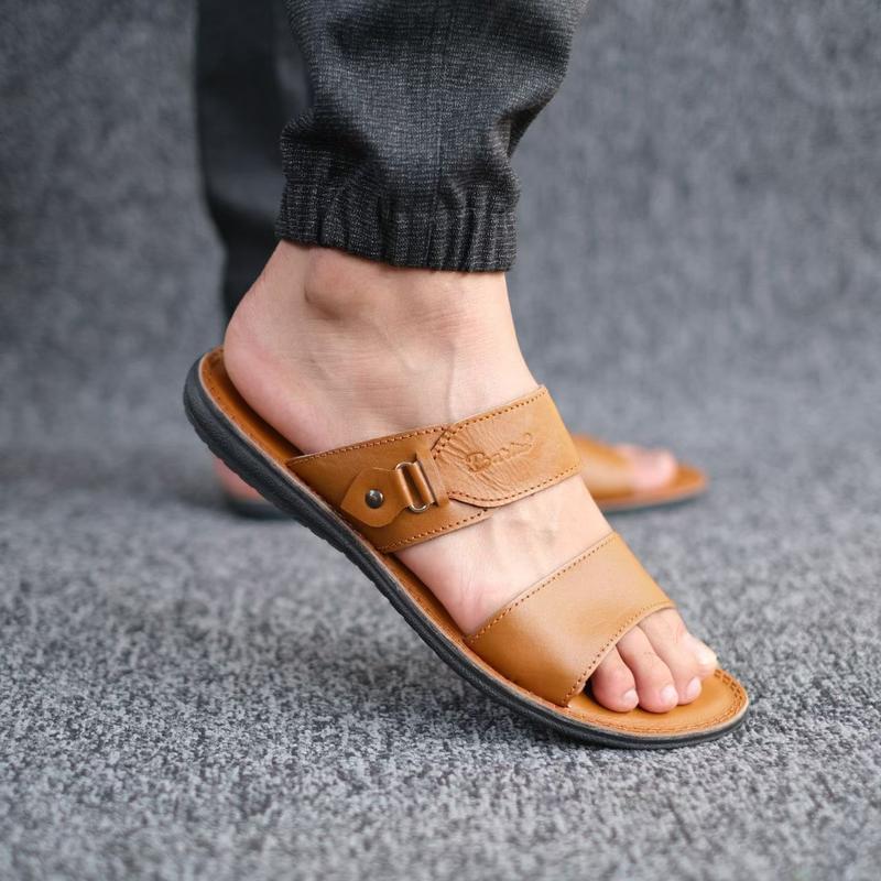 Sandal Slide Pria Kasual Kulit Asli Original - Sandal Selop Pria Laki Cowok Kulit Asli Barlin Original - Sandal Kulit Terbaru Keren Modern Kekinian - 1
