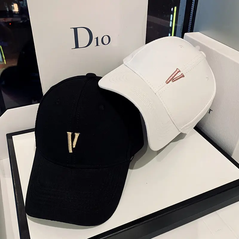 Korean Streetwear Baseball Cap for Women - Spring/Summer/Fall Sun-Protective Duckbill Hat, Trendy Versatile Outdoor Cap with UV Shield & Adjustable Strap (Casual & Sporty Style)