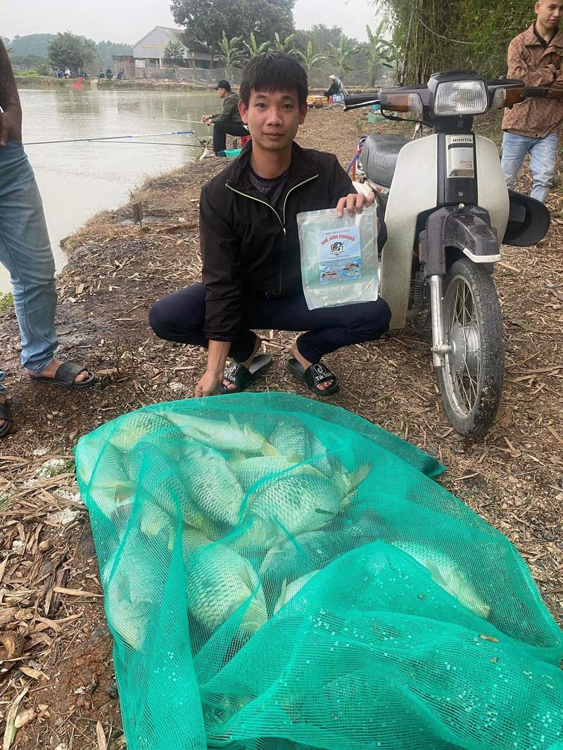 Product Introduction of Cám Chuyên Chép Thế Anh Fishing ( 600g ) bao móm hạng nặng cho anh em câu đài dịch vụ và tự nhiên. Phù hợp với cả chép cũ chép mới . Chép giòn chép thường #cauca #fishing#fish#bigfish#ThếAnhFishing Đi Câu Câu Cá Bắt Cá 27