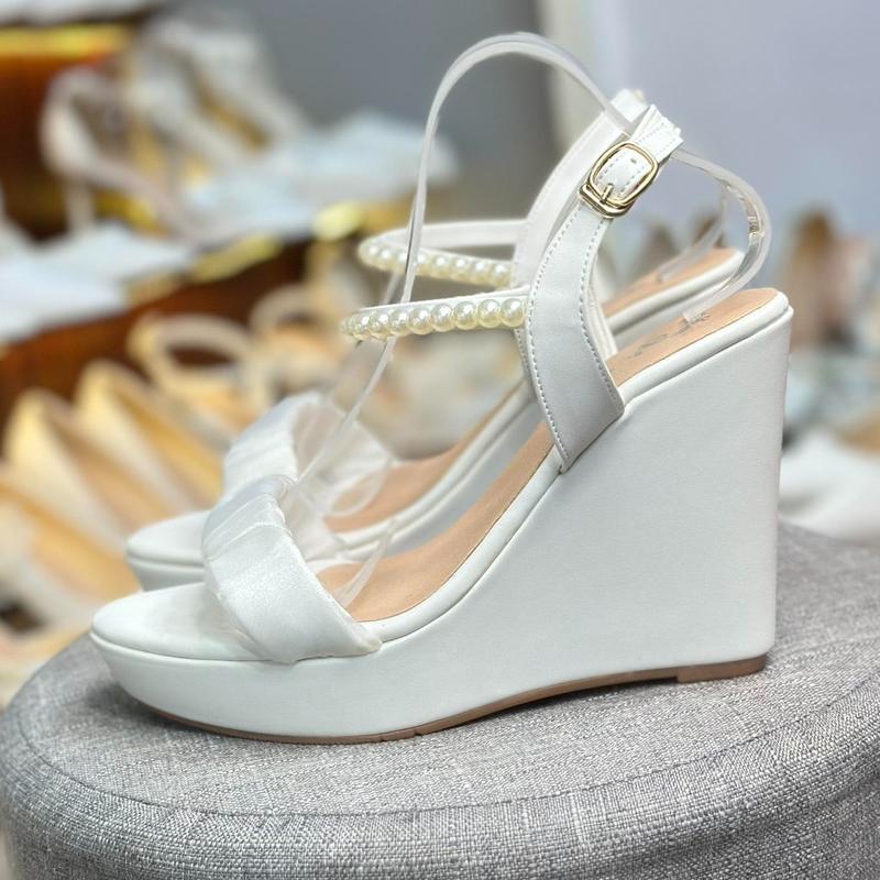 Giày Đế Xuồng Quai Nhún Von_ 11 Phân Có Quai Hậu Đính Hạt Châu Nữ DéP Shoes 6