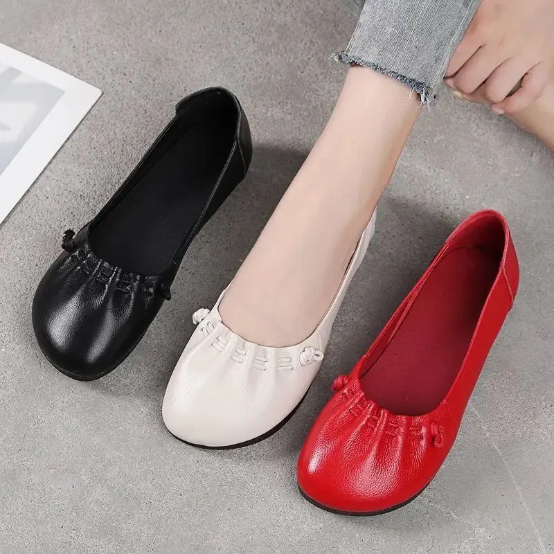 Giày Da Bệt, Da Thật Mềm, Dành Cho Nữ, Gommino, Thoải Mái, Được Làm Bằng Gót Bê, Đế Mềm, Thích Hợp Cho Mùa Lò Xo Và Mùa Hè, Giày Cho Mẹ Trung Người Già Và Cao Tuổi, Hàng Mới Về