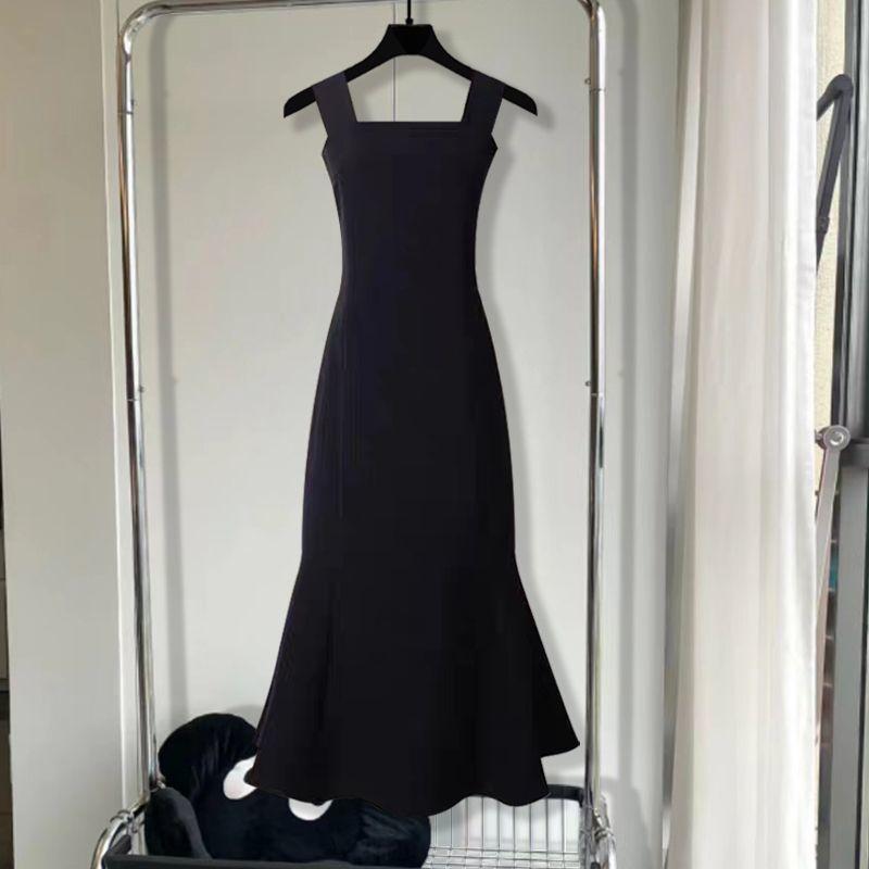 Product Introduction of 2024 Autumn and Winter Korean Slim Temperament Waist-Controlled Design Suspender Skirt Irregular Cross Sweater Youthful-Looking Two-Piece Set 7