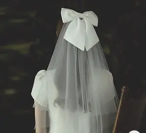 Two-tier Stylish / Cute Wedding Veil Elbow Veils with Satin Bow Tulle