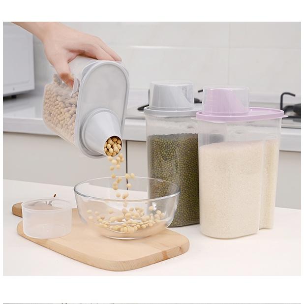 Product Introduction of จัดส่งในกรุงเทพฯ ที่ใส่อาหารแมว กล่องเก็บอาหาร 1.9L/2.5L กระปุกใส่อาหาร ใช้ถนอมอาหาร ใส่ข้าวสาร ธัญพืช ซีเรียล อาหารแห้ง พร้อมถ้วยตวง With Lid Plastic 21
