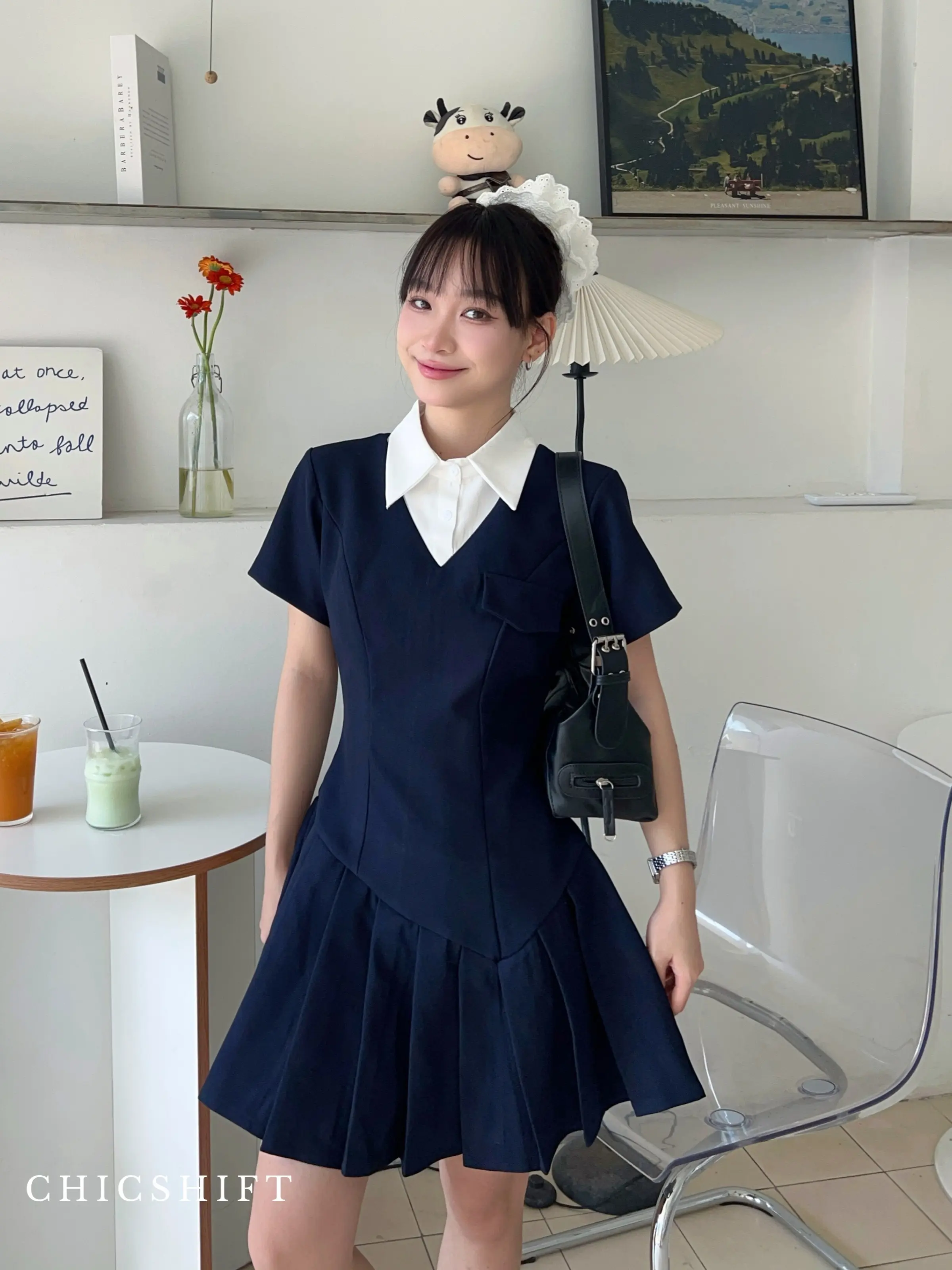 Váy đầm liền phối cổ sơ mi xếp ly cách điệu chất tuyết nhung xanh than