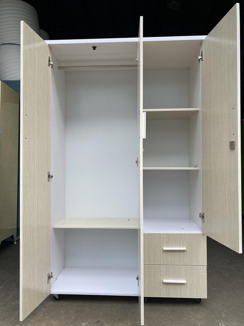 Product Introduction of TỦ NHỰA ĐÀI LOAN 3 CÁNH 1M7 X 1M05 X 42CM GIÁ RẺ TẠI XƯỞNG GIAO HỎA TỐC 19