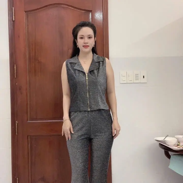 Bộ ống loe vải nhũ kim màu xám