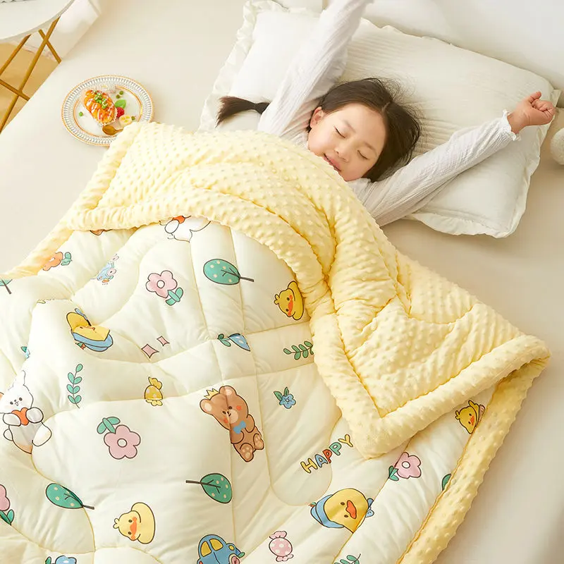 Chăn trẻ em, dày dặn cho mùa thu và mùa đông, thích hợp cho trẻ sơ sinh, kiểu Doudou, cũng thích hợp cho trẻ Mẫu Giáo, có thể được sử dụng làm chăn ngủ trưa Cao Su