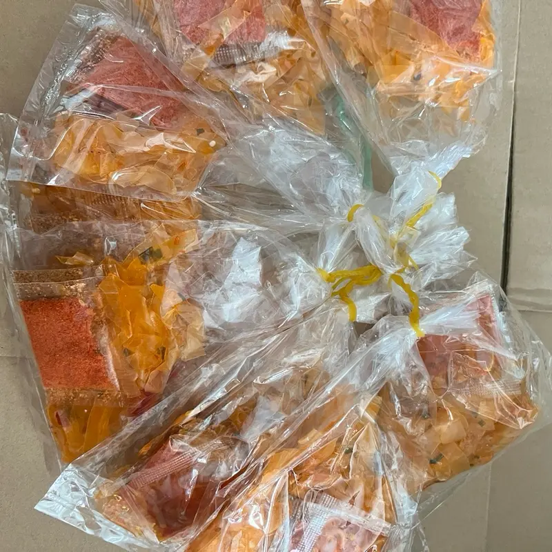 10 bịch Bánh tráng sợi  dẻo  tôm vò sa tế  , muối .Ăn Vặt Food Snack cay 1