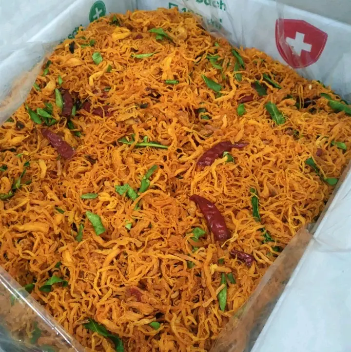 Khô gà lá chanh