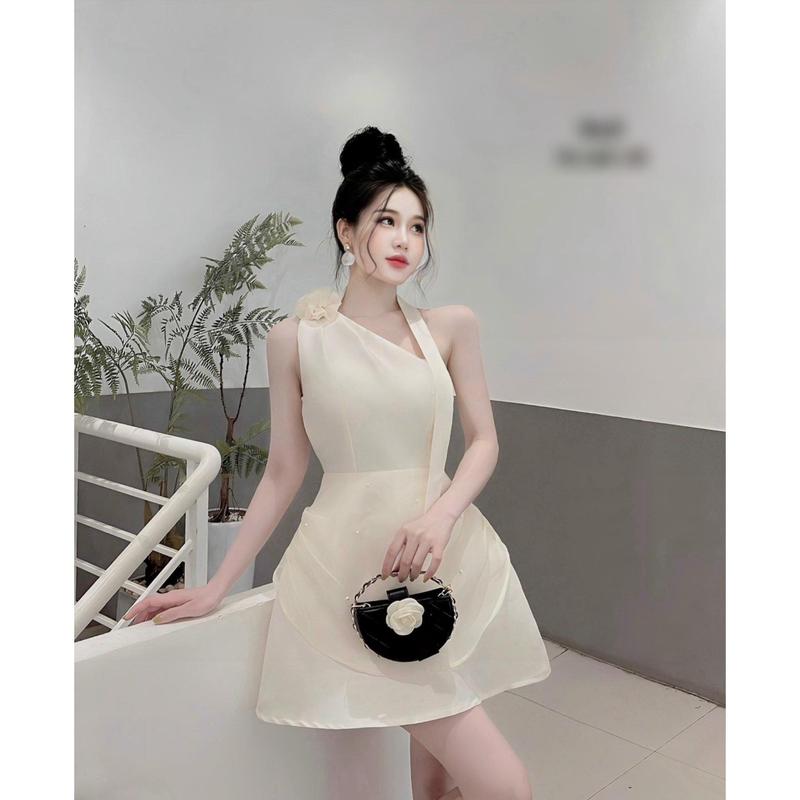 Lyra H23 - Váy dự tiệc tafta lệch vai đính hoa phối tơ dáng ngắn sang chảnh
