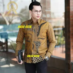 NISMARA Batik Pria Slimfitting Lengan Panjang Warna Kuning Kunyit Baju Motif