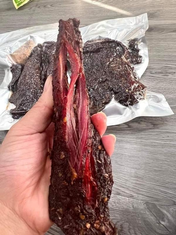 THỊT TRÂU GÁC BẾP SAPA 500G KÈM CHẨM CHÉO KHÔ (1 GÓI) 6