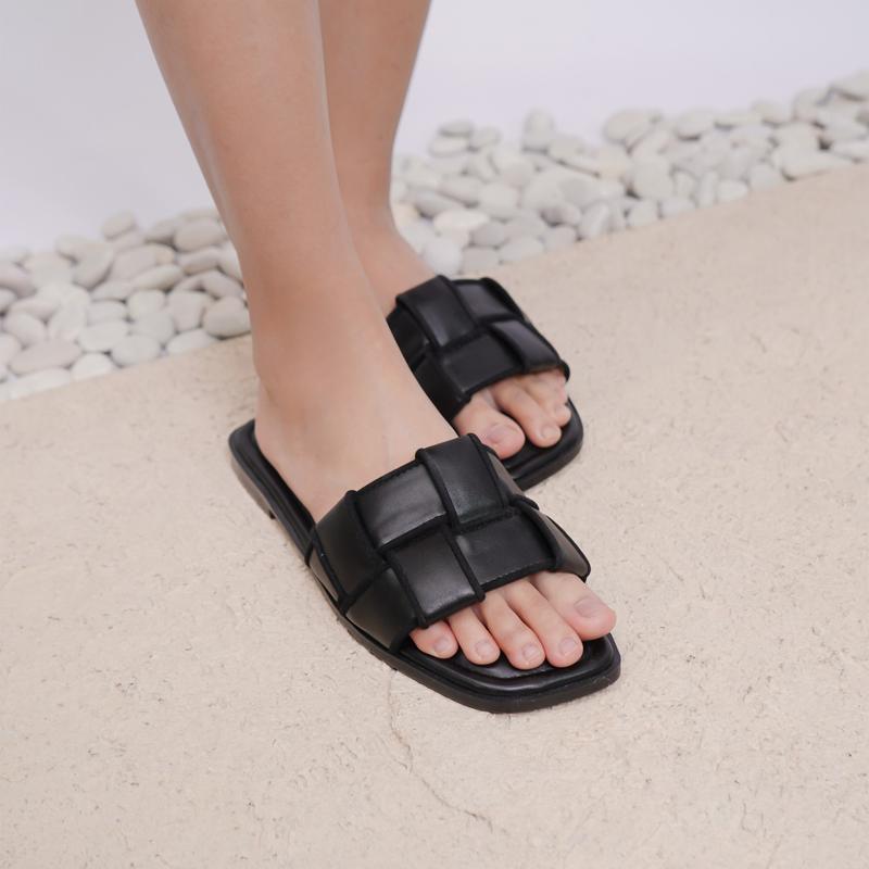 Lapepa NOVA Sendal Wanita Sandal Kasual Model Slop Flat Tatakan Empuk Motif Ketupat Size 36-40 4