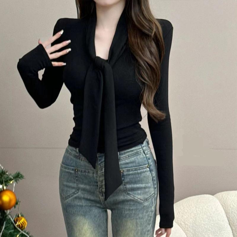 Áo Lót Đỏ, Dáng Ôm, Áo Sơ Mi Nhỏ Cho Nữ, Phong Cách Mùa Thu Và Mùa Đông Mới 2024, Thiết Kế Cổ Chữ V Dễ Thương Và Gợi Cảm, Buộc Dây Trên Cùng, Phong Cách Hàn Quốc, Áo Thun Dài Tay 4