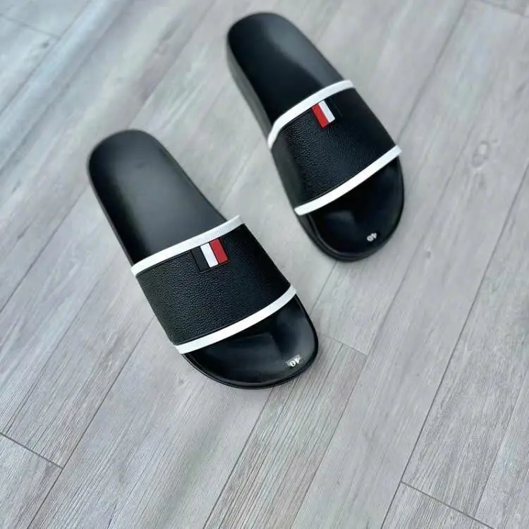 Dép Nam logo Viền Trắng HOT TREND 2025 Đầy Đủ SIZE, Dép Đế Bằng Slipper