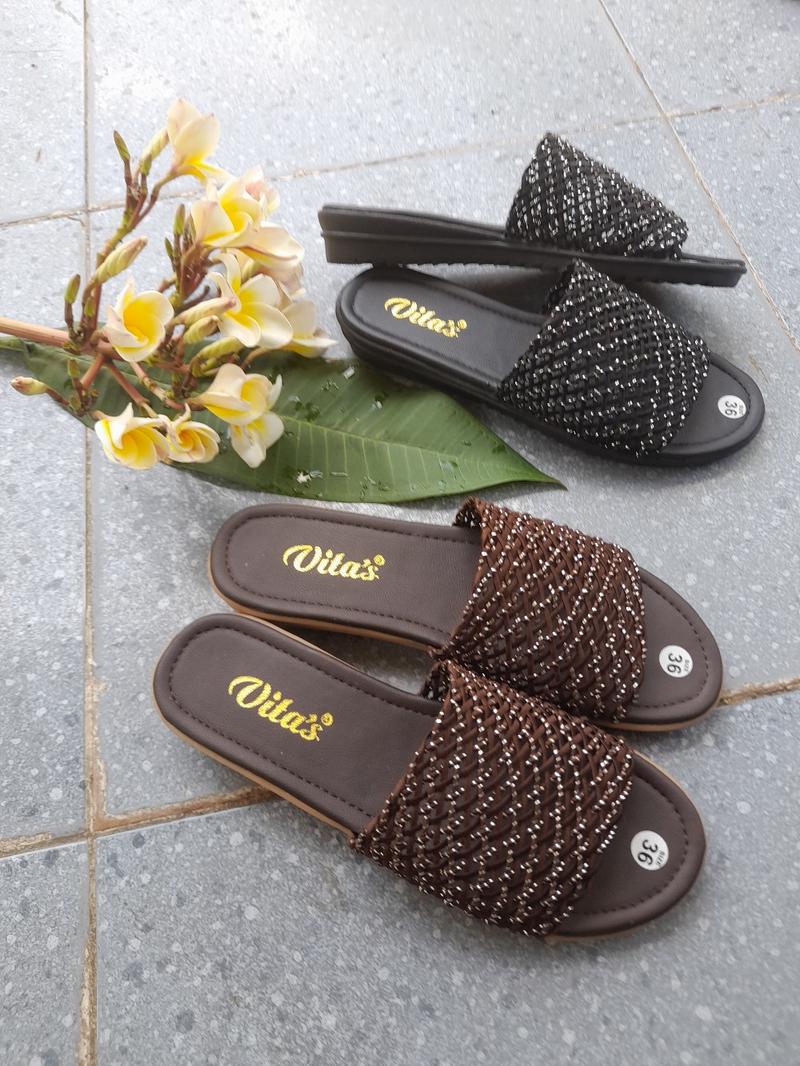 Product Introduction of Dép Nữ Đế Xuồng 3cm. Dép Lưới Nữ Trung niên Mang Êm,Đẹp, Thoáng chân. Dép bản Lưới nữ.  Mã số LB01 12