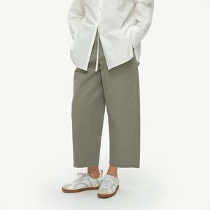 Timeless Comfort: Cotton Washed Nine-Minute Pants