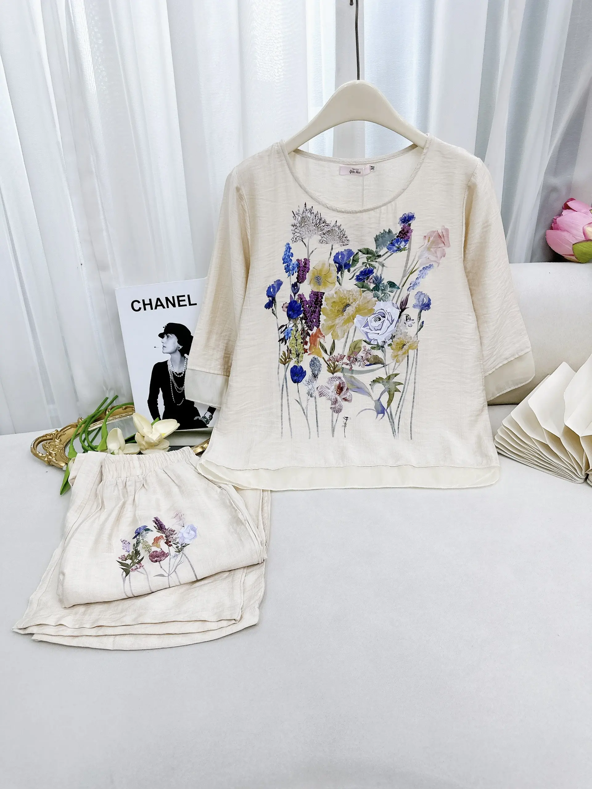 [ Mã B2 ] Mẫu đồ bộ nữ trung niên , chất liệu đũi linen , họa tiết in 5D, chất mát, mềm, mặc đi chơi, đi chùa 2024