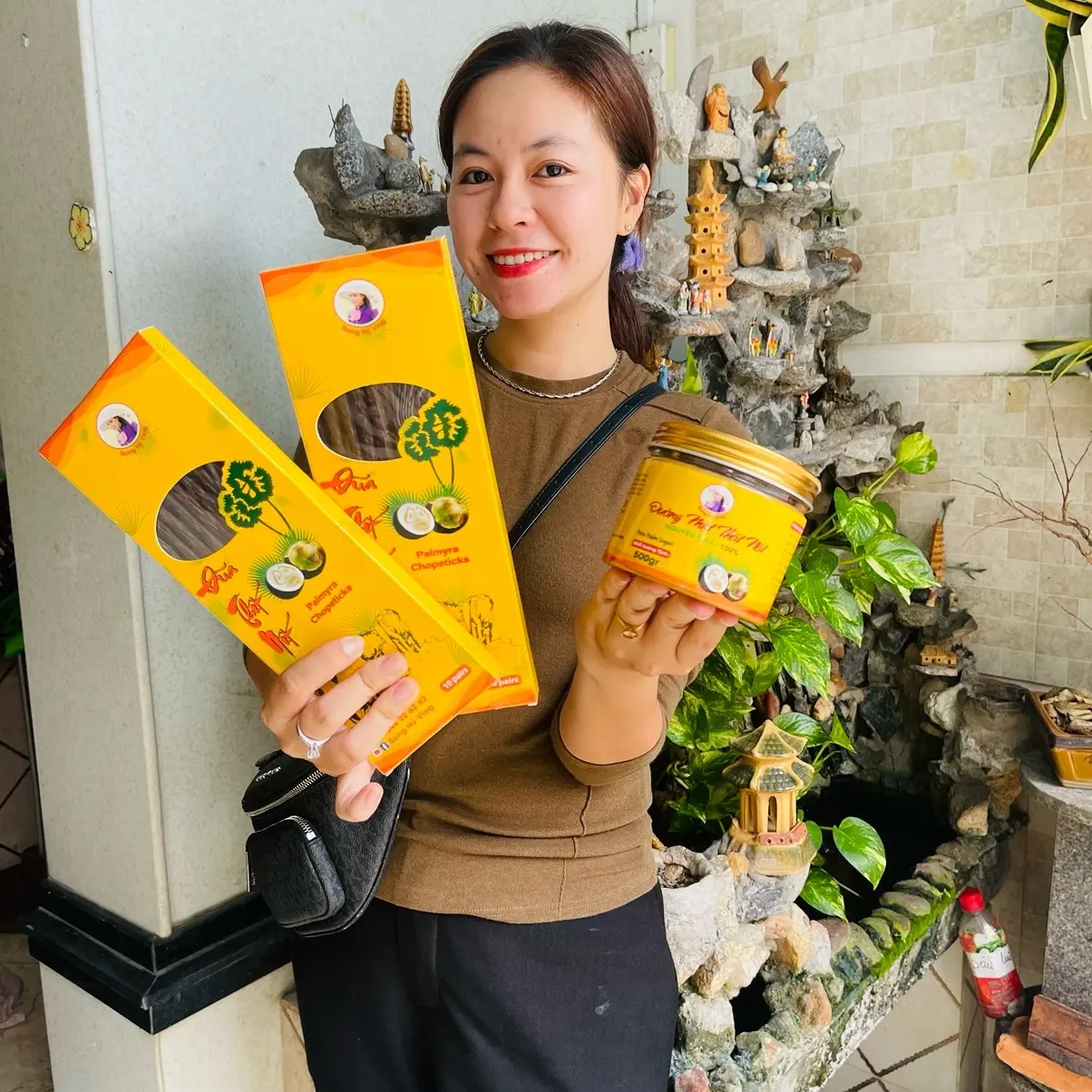 20 Đôi Đũa Thốt Nốt 100 năm + 1 Hộp Đường Mật Thốt Nốt