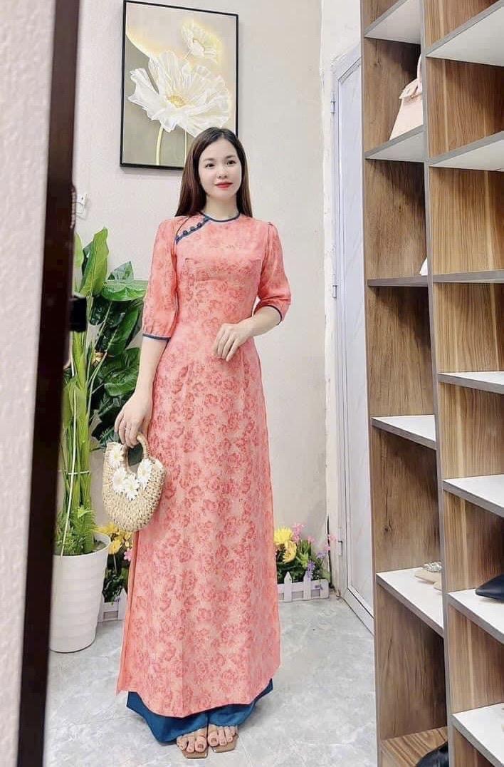 Product Introduction of Áo Dài Gấm Cao Cấp Cao Cấp phối màu thiết kế xinh 17