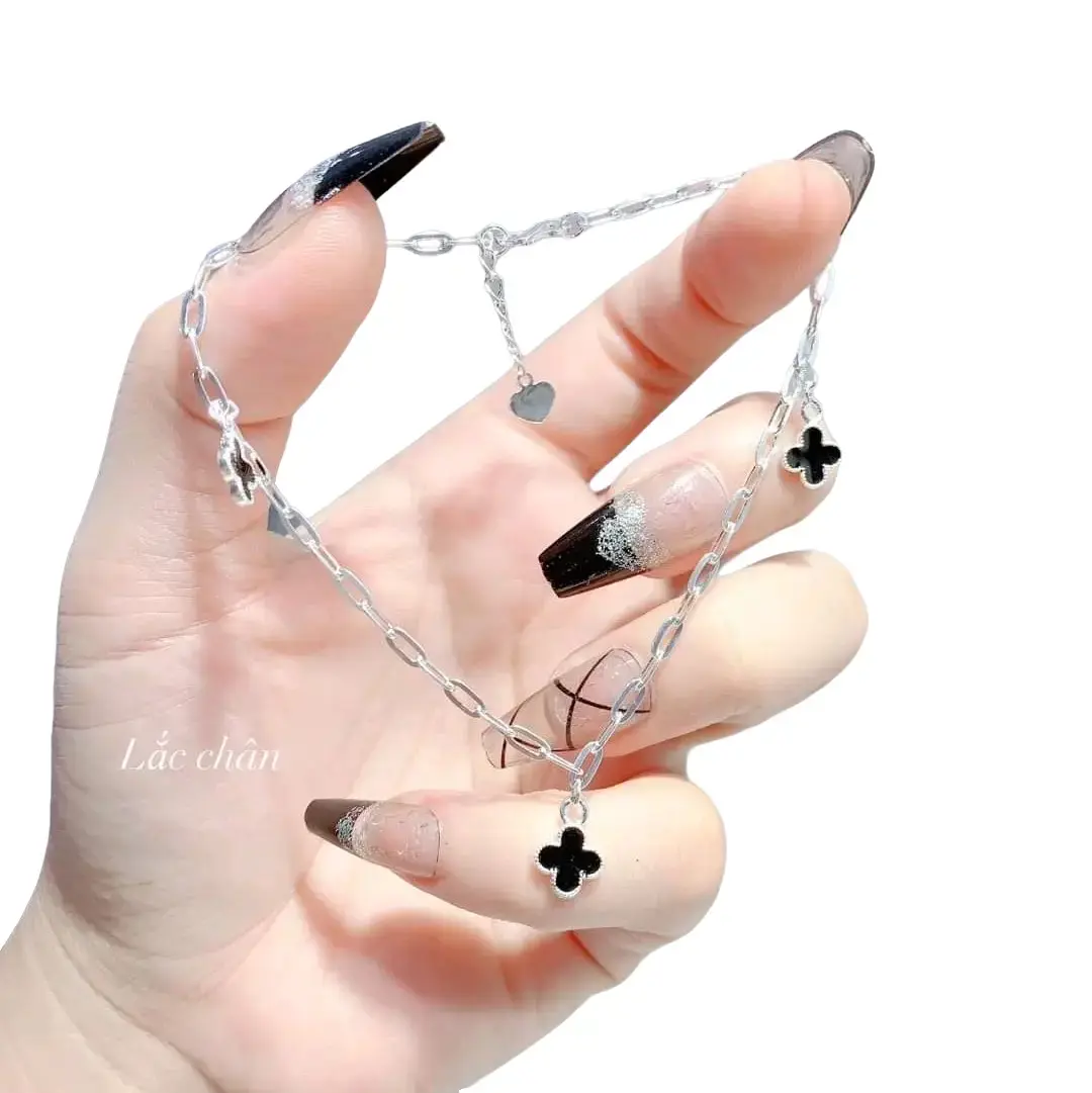Lắc chân xích treo 4 lá _ Vàng Bạc Trọng Ngoan